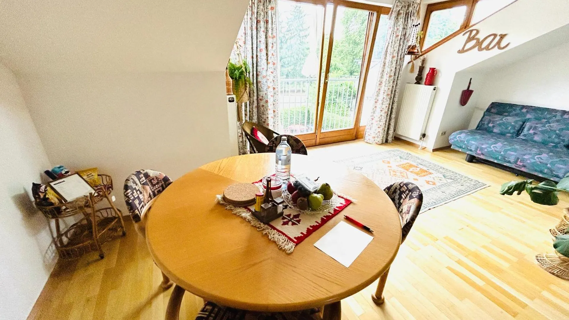 Zentrales, Sonniges Appartement Im Herzen Von Graz Appartamento